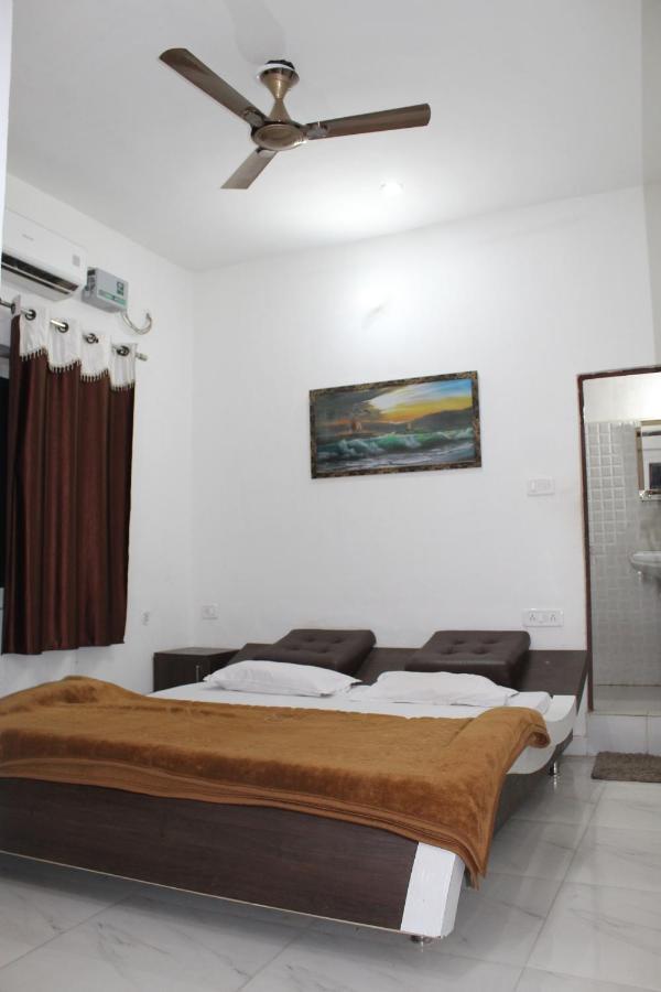 Sunset Backpackers Hostel Orchha Ngoại thất bức ảnh