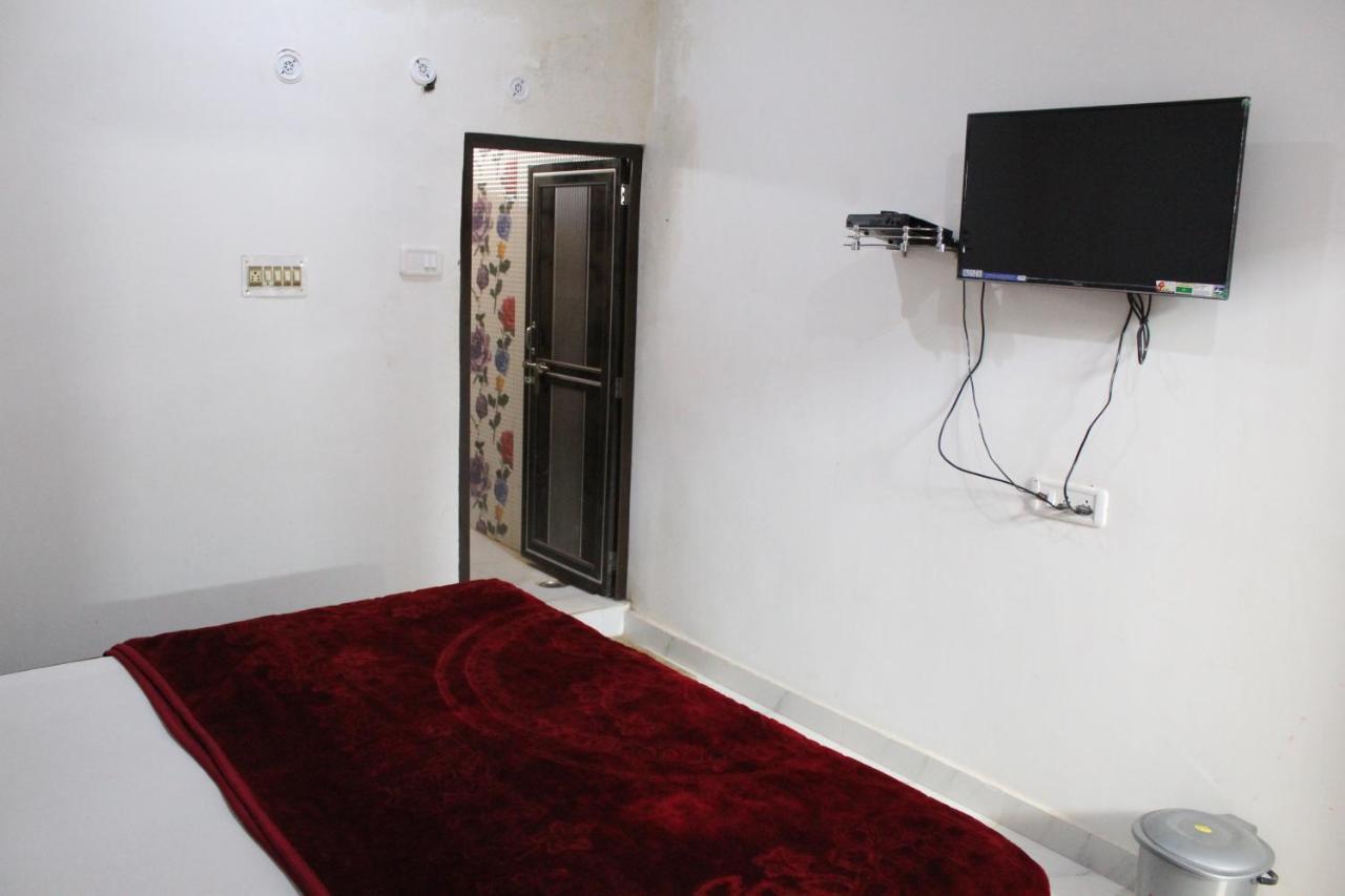 Sunset Backpackers Hostel Orchha Ngoại thất bức ảnh
